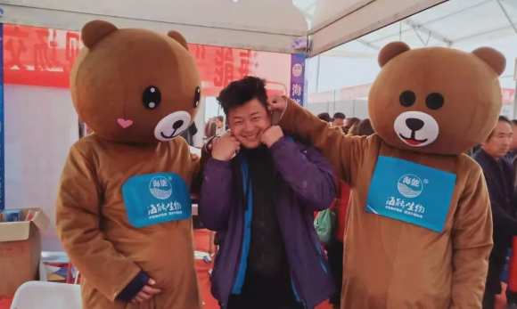 LUTUBE在线观看免费生物帶你玩轉煙台苗木會 LUTUBE在线观看免费生物帶你玩轉煙台苗木會