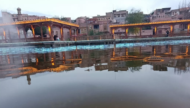 天山、戈壁、沙漠LUTUBE在线观看免费與你在這裏相遇